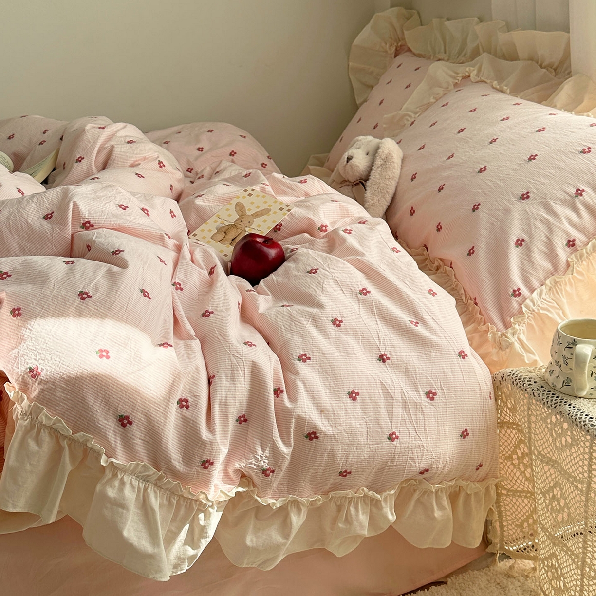 91家纺网 家纺一手货源 找家纺 艾咪-Amy ntmy 2026新款法式花边全棉色织小提花四件套 花边款-蔷薇粉