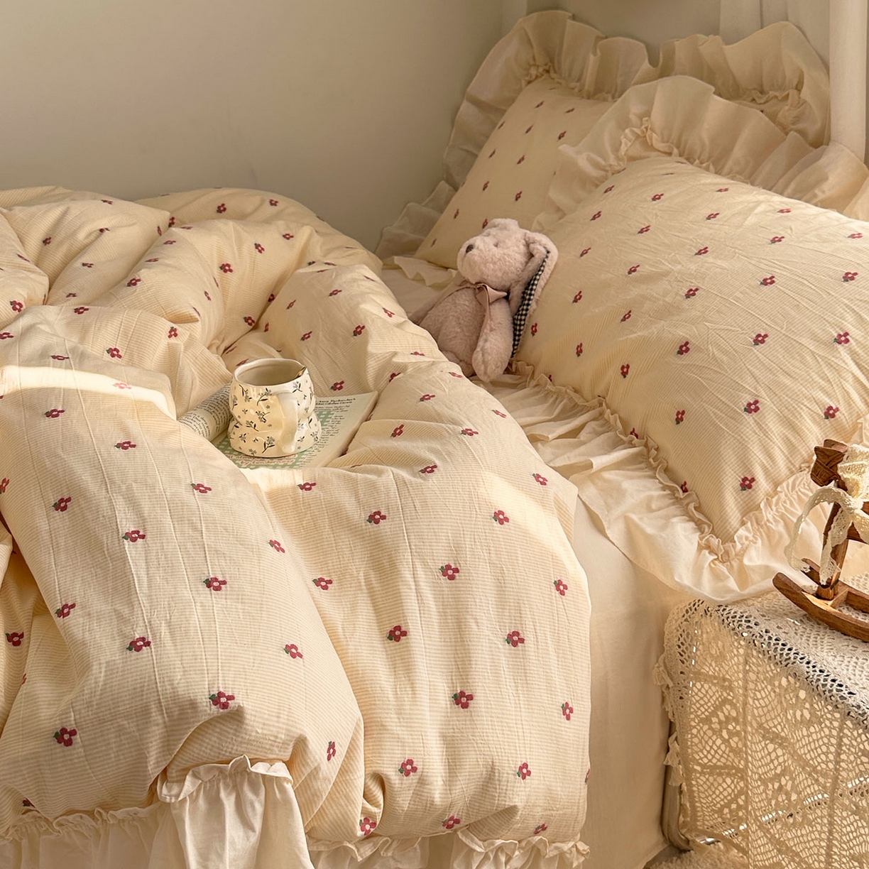 91家纺网 家纺一手货源 找家纺 艾咪-Amy ntmy 2026新款法式花边全棉色织小提花四件套 花边款-蔷薇黄