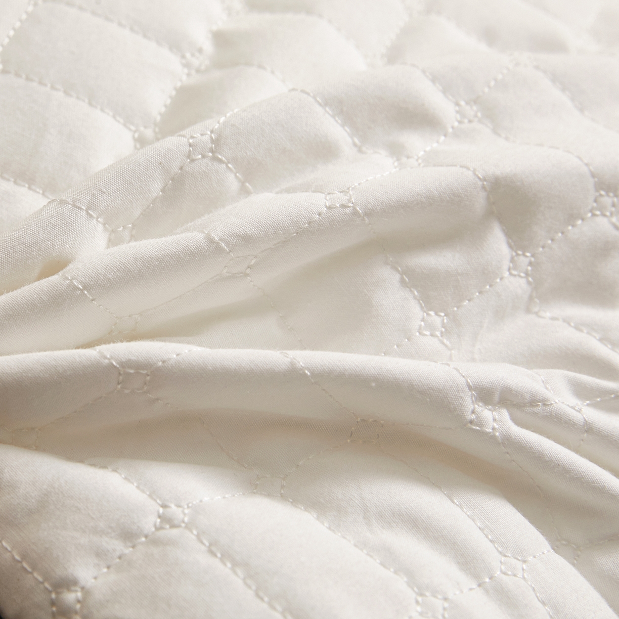 91家纺网 家纺一手货源 找家纺 （总）小桃姐家纺 2025新款全棉新疆棉枕头枕芯学生枕芯棉烫画枕芯小方格新疆烫画枕头枕芯