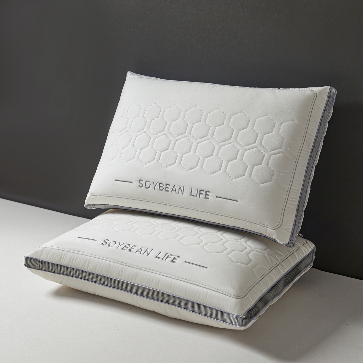 91家纺网 家纺一手货源 找家纺 （总）小桃姐家纺 2025新款纯棉刺绣枕芯 全棉枕头立体网边透气枕芯SOYB纯棉立体枕