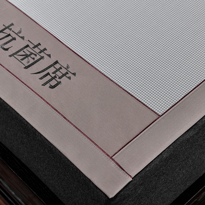 91家纺网 家纺一手货源 找家纺 小牛席业 2026新款小千鸟格-经典款抗菌席（轻奢风） 灰色