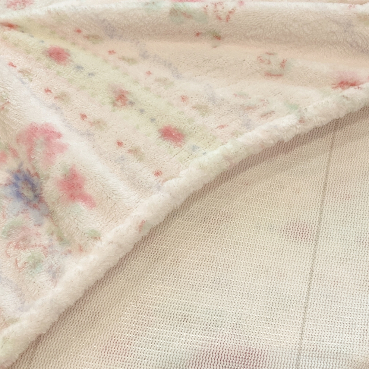 91家纺网 家纺一手货源 找家纺 小桃姐家纺 2025新款高克重牛奶绒印花床笠单品床笠床笠单件 初晴