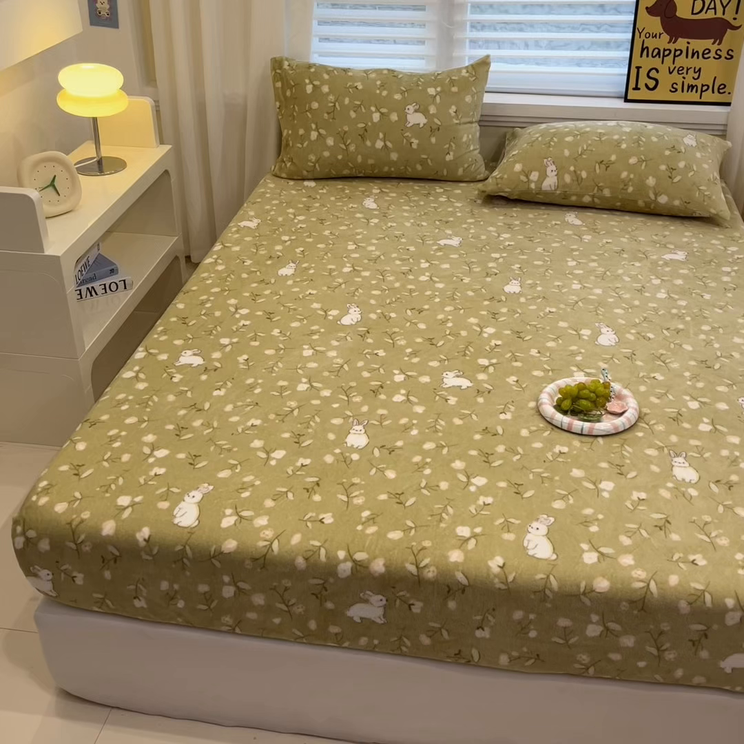 91家纺网 家纺一手货源 找家纺 小桃姐家纺 2025新款高克重牛奶绒印花床笠单品床笠床笠单件 田野免