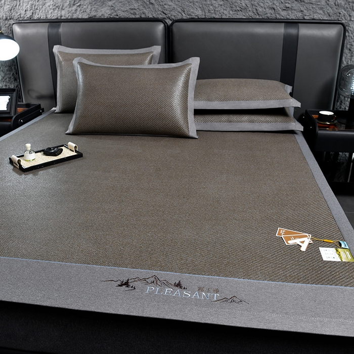 91家纺网 家纺一手货源 找家纺 小牛席业 2026新款3D刺绣印尼藤系列-雪山刺绣款【加厚10斤重】 浅咖