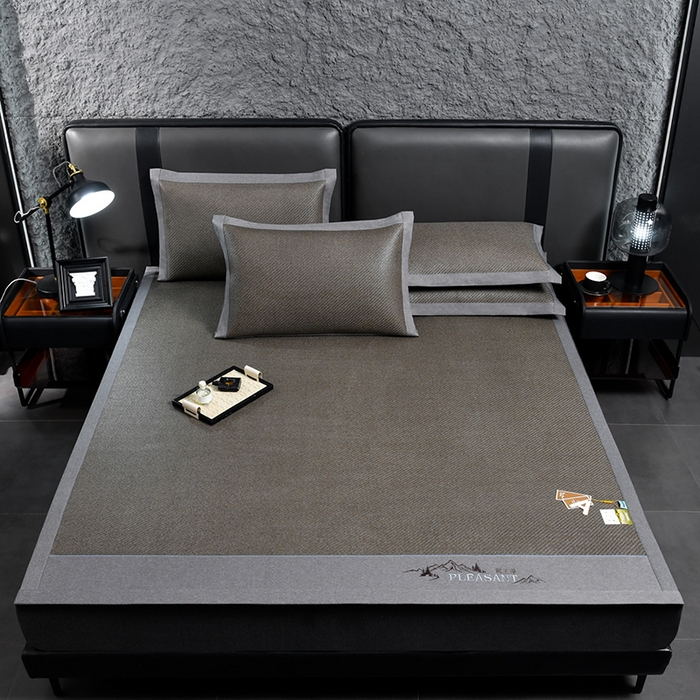 91家纺网 家纺一手货源 找家纺 小牛席业 2026新款3D刺绣印尼藤系列-雪山刺绣款【加厚10斤重】 浅咖