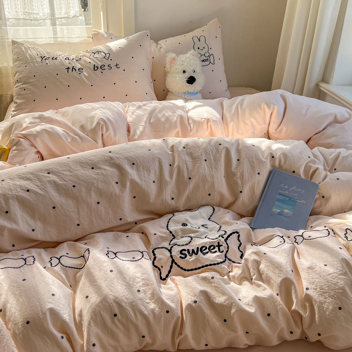 91家纺网 家纺一手货源 找家纺 贝凯瑞 2026新款仿棉木棉水洗棉绣花ins小清新床裙床单款四件套-糖果兔系列 糖果兔-糯米玉