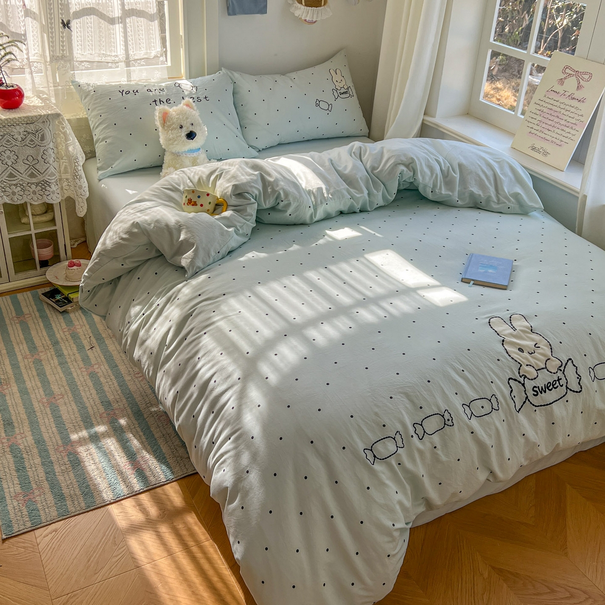 91家纺网 家纺一手货源 找家纺 （总）贝凯瑞 2026新款仿棉木棉水洗棉绣花ins小清新床裙床单款四件套-糖果兔系列