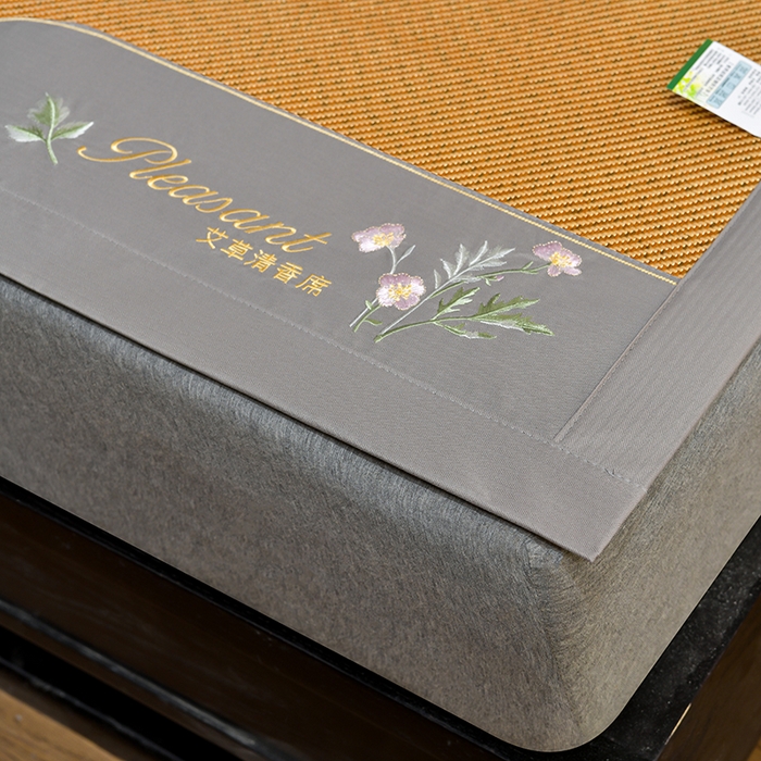 91家纺网 家纺一手货源 找家纺 小牛席业 2026新款艾草清香冰藤-双面席系列 艾草冰藤席-深咖