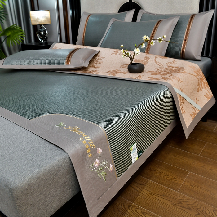 91家纺网 家纺一手货源 找家纺 小牛席业 2026新款艾草清香冰藤-双面席系列 艾草冰藤席-墨绿