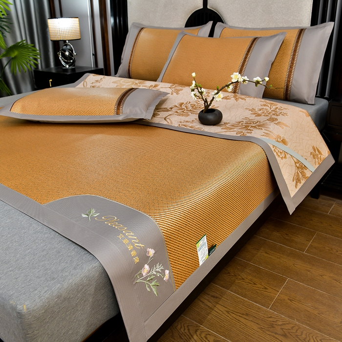 91家纺网 家纺一手货源 找家纺 小牛席业 2026新款艾草清香冰藤-双面席系列 艾草冰藤席-深咖