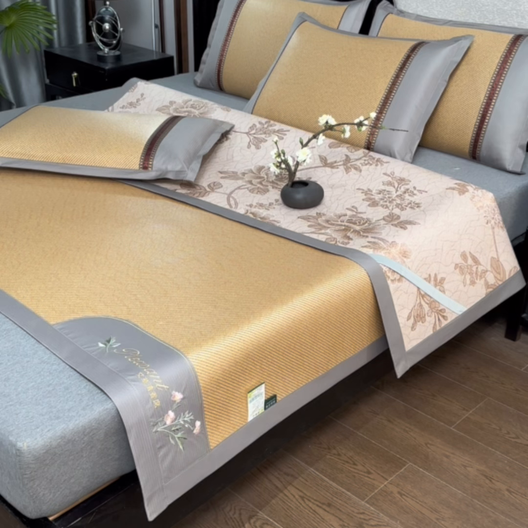 91家纺网 家纺一手货源 找家纺 小牛席业 2026新款艾草清香冰藤-双面席系列（新风格） 艾草清香冰藤席-浅咖