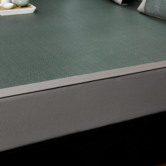 91家纺网 家纺一手货源 找家纺 小牛席业 2026新款艾草清香冰藤-双面席系列（床笠款） 艾草清香冰藤席系列（床笠款）-墨绿