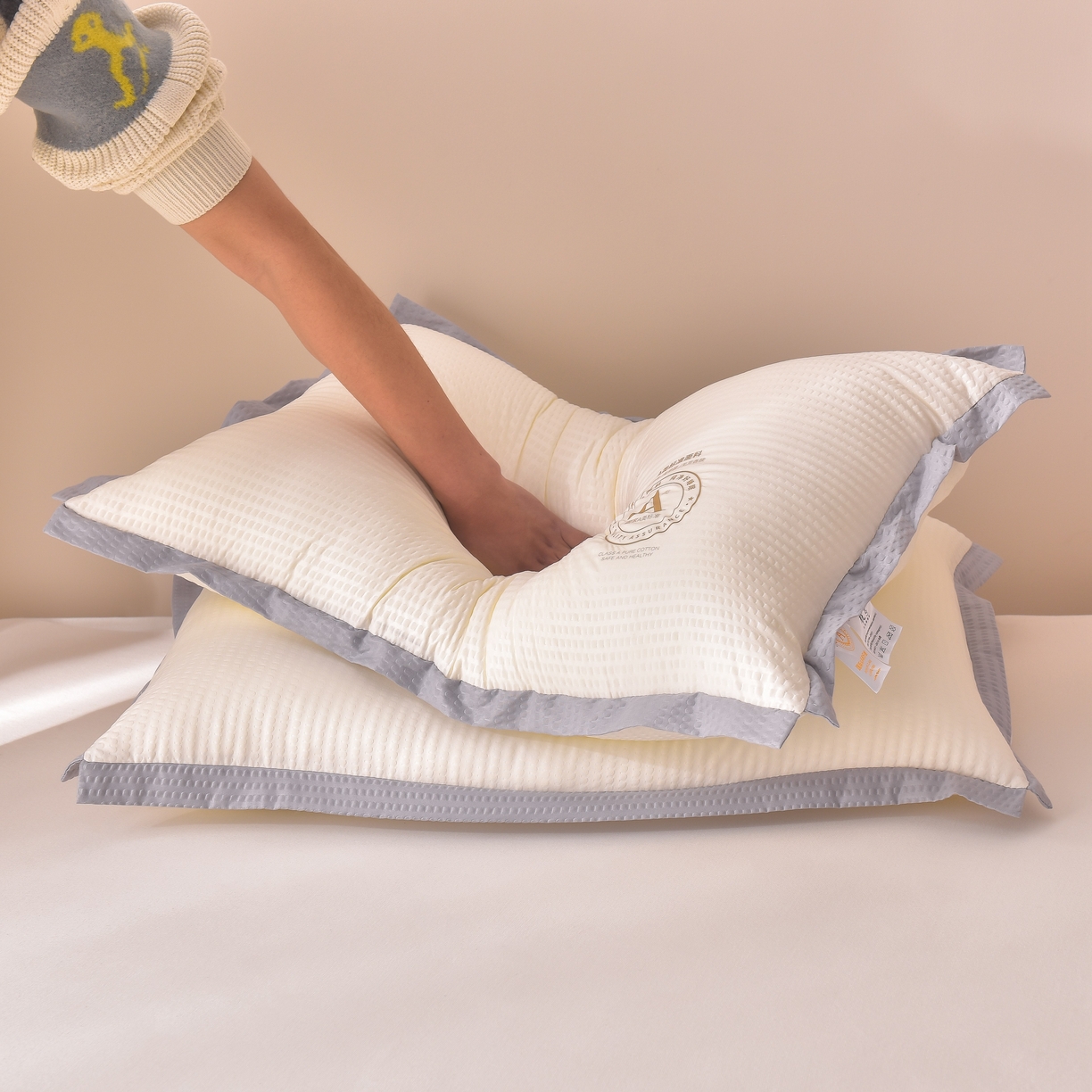 小桃姐家纺 2025新款柔软透气云朵泡泡纱枕头枕芯 云朵泡泡纱枕-米白色-中枕