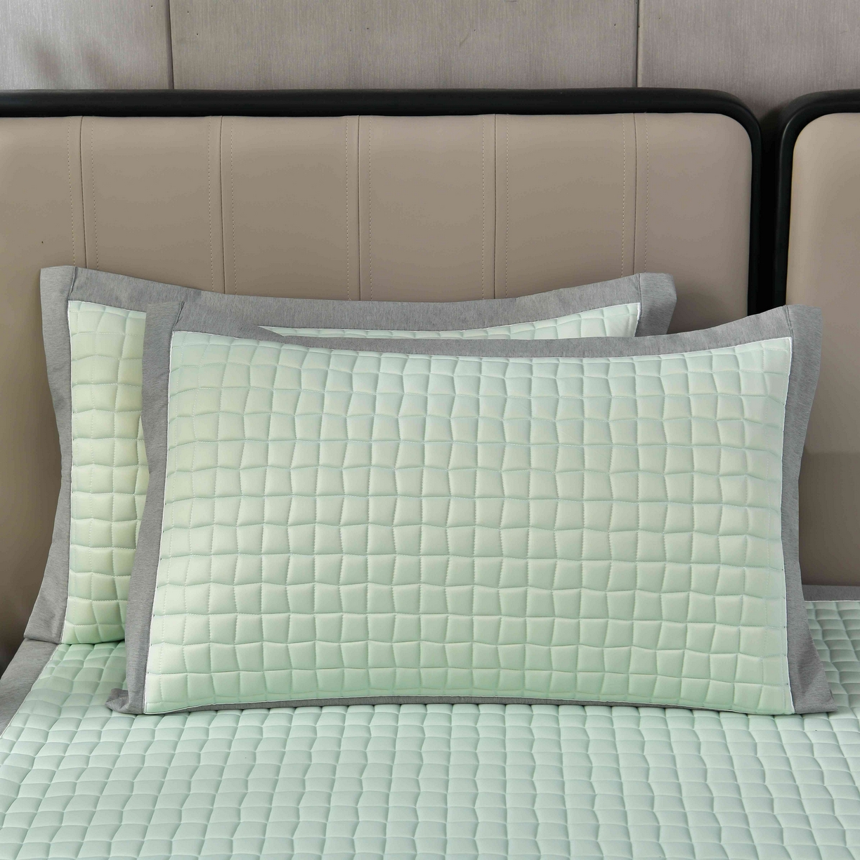 小牛席业 2026新款加厚款-小冰块乳胶枕套单枕套枕套单件（宽包边+嵌条工艺） 水绿