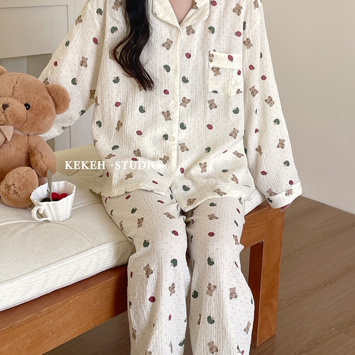 妍景家居生活馆 2026新款翻领绉绉纱套装 蔬菜小熊