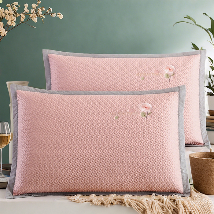 91家纺网 家纺一手货源 找家纺 （总）小牛席业 2026新款鲜花刺绣冷感豆豆枕套单枕套枕套单件