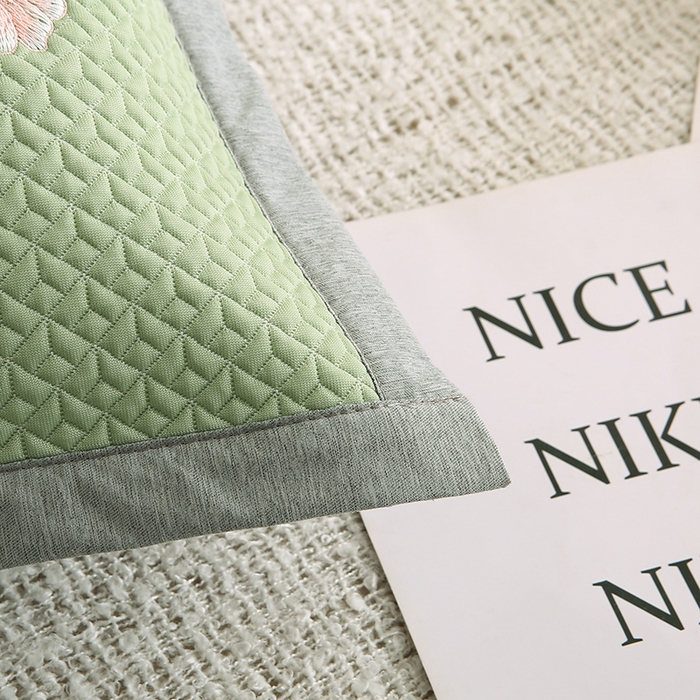 91家纺网 家纺一手货源 找家纺 小牛席业 2026新款鲜花刺绣冷感豆豆枕套单枕套枕套单件 绿色