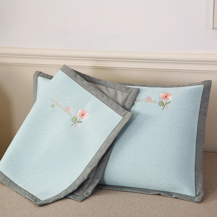 91家纺网 家纺一手货源 找家纺 小牛席业 2026新款鲜花刺绣凉感冰丝枕套单枕套枕套单件 鲜花凉感冰丝枕套-蓝色