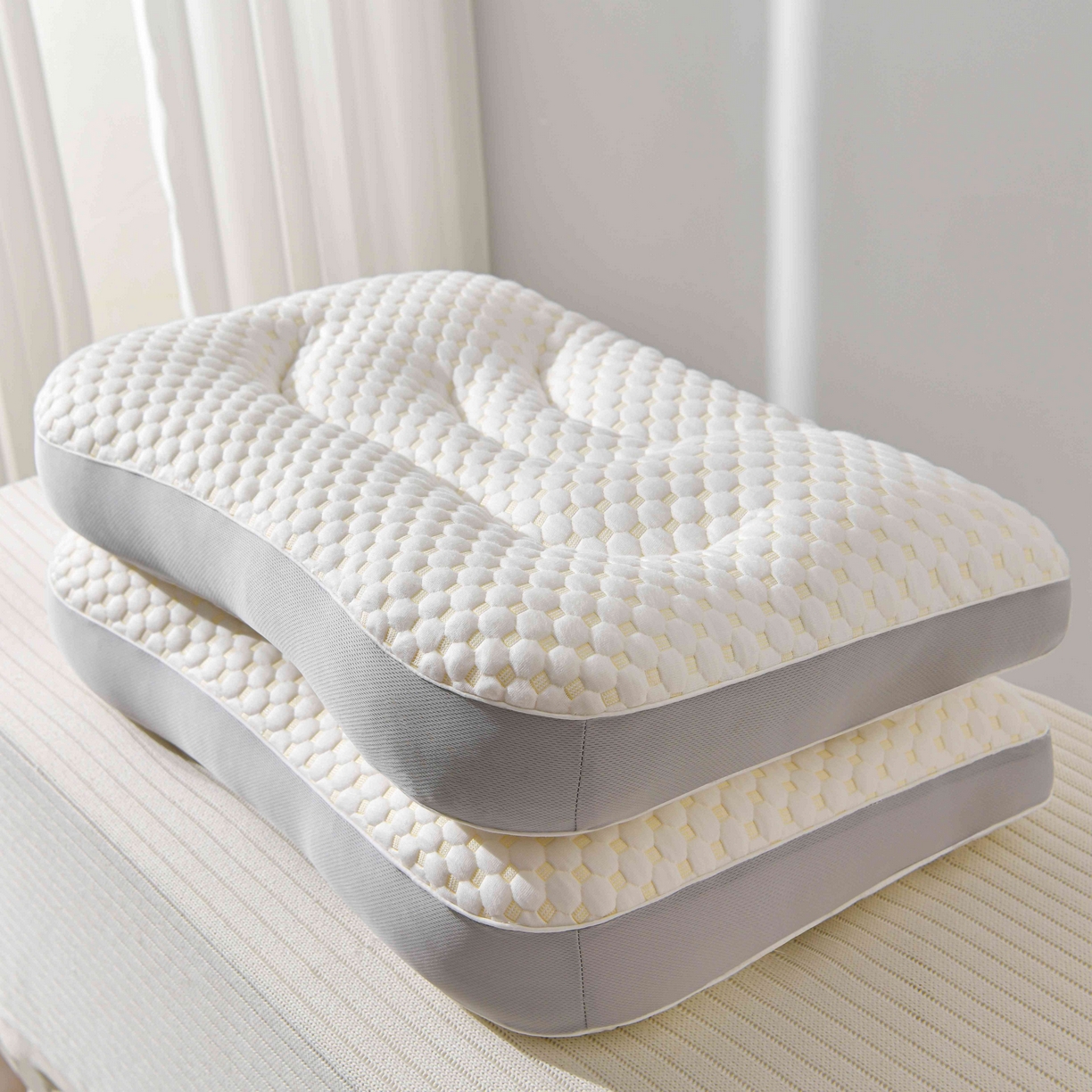 91家纺网 家纺一手货源 找家纺 （总）小桃姐家纺 2025新款 水立方呼吸枕护颈椎助睡眠定型枕头枕芯