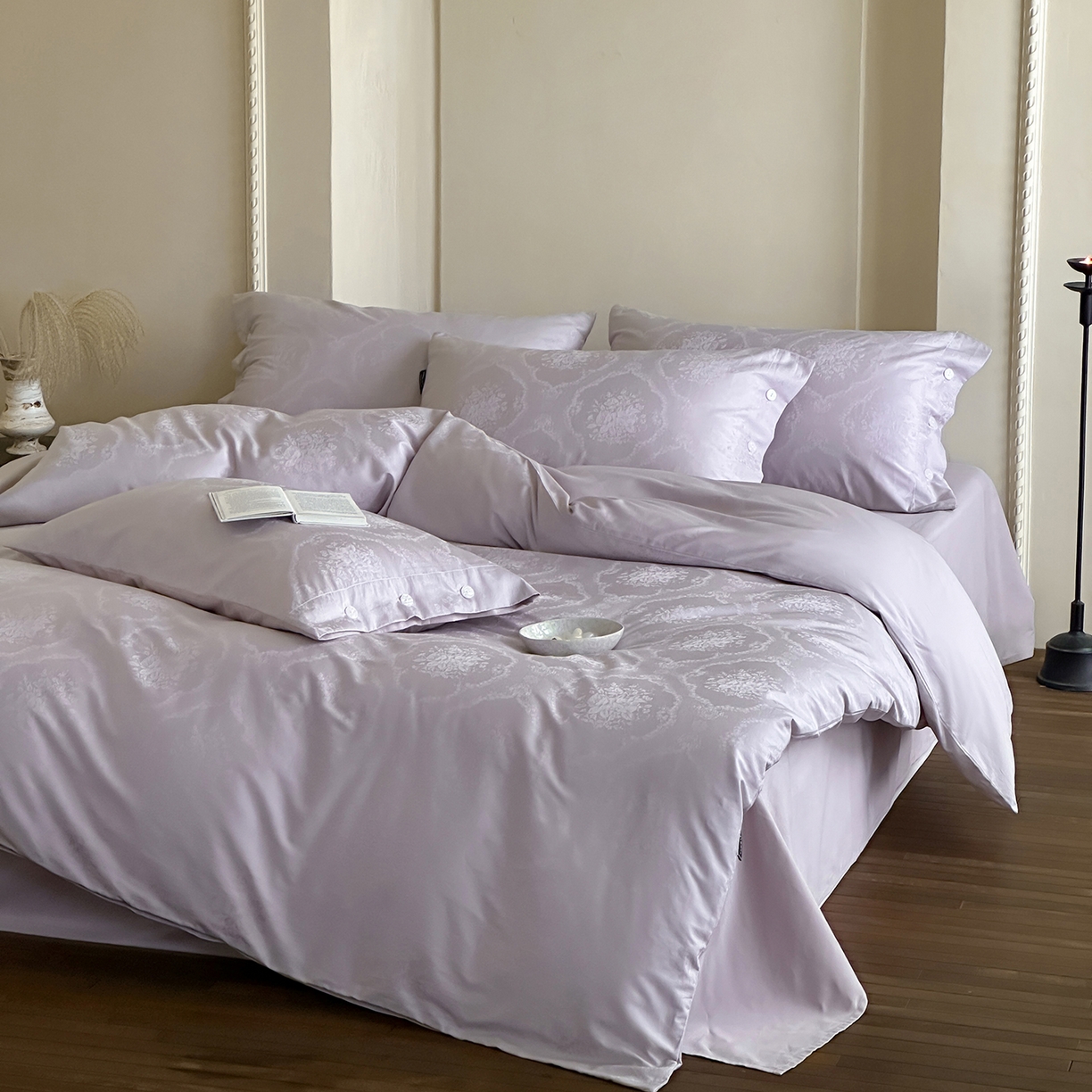 91家纺网 家纺一手货源 找家纺 （总）三味舒屋 2026新款长绒棉全棉提花四件套-恋春系列-场景一