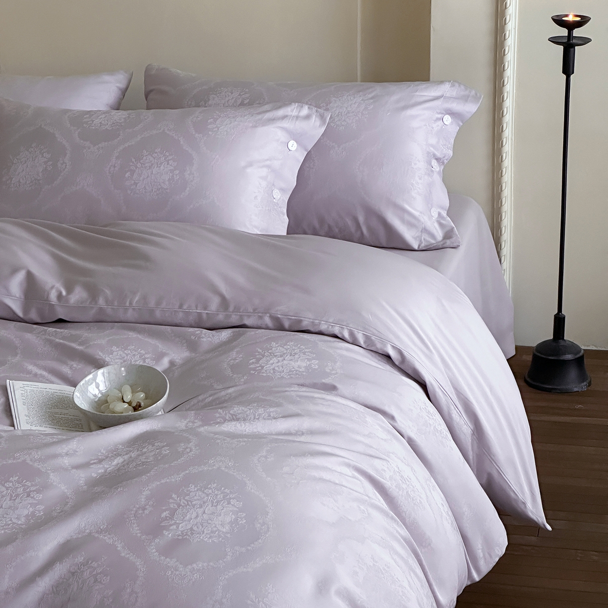 91家纺网 家纺一手货源 找家纺 （总）三味舒屋 2026新款长绒棉全棉提花四件套-恋春系列-场景一