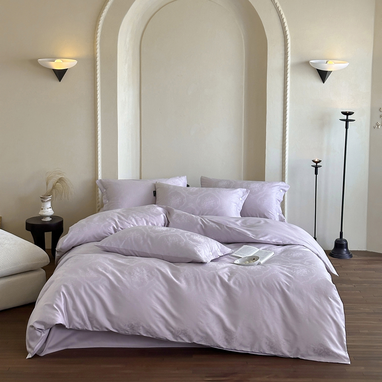 三味舒屋 2026新款长绒棉全棉提花四件套-恋春系列-场景一 恋春浅紫