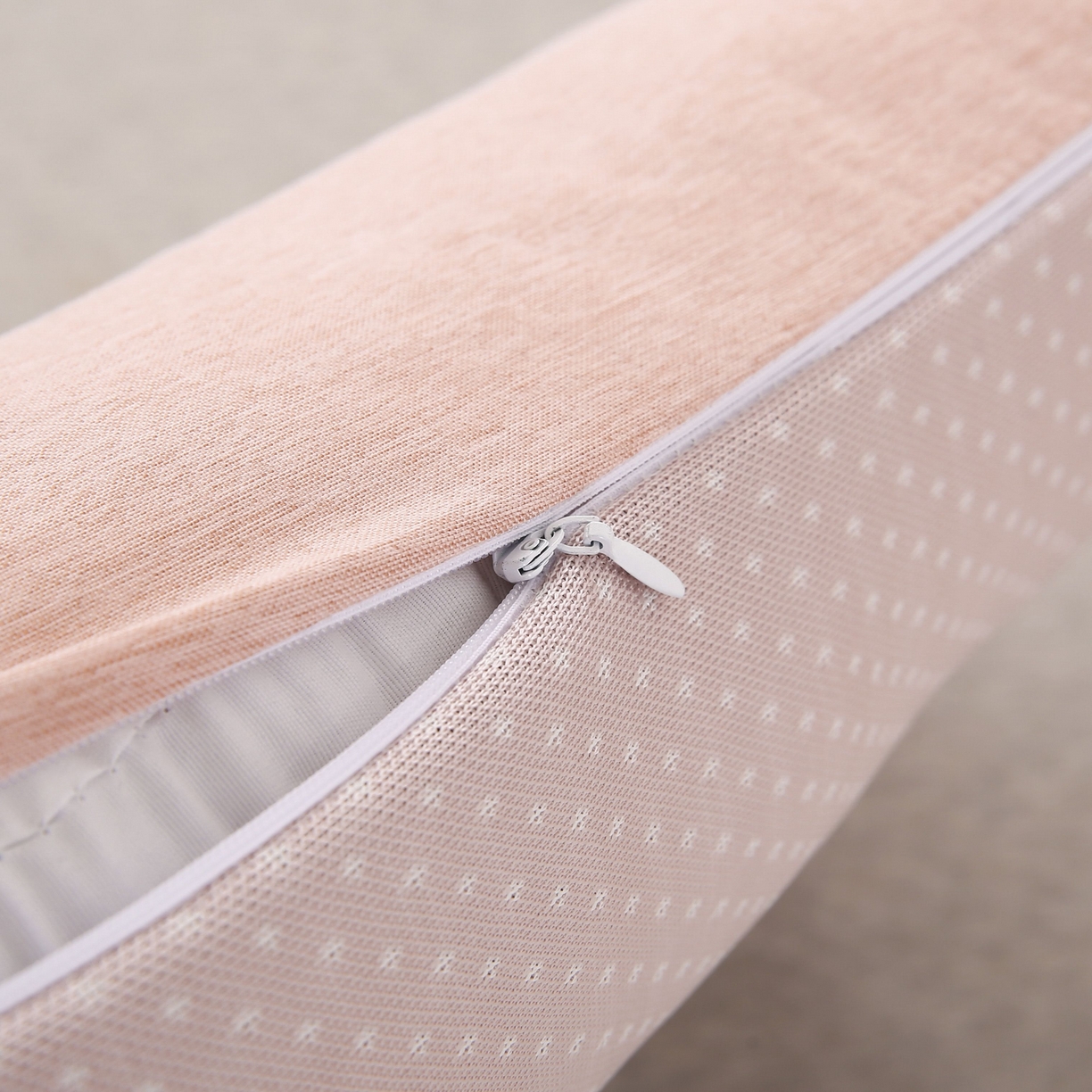 91家纺网 家纺一手货源 找家纺 小牛席业 2026新款PE满天星夏凉【荞麦枕】 粉色