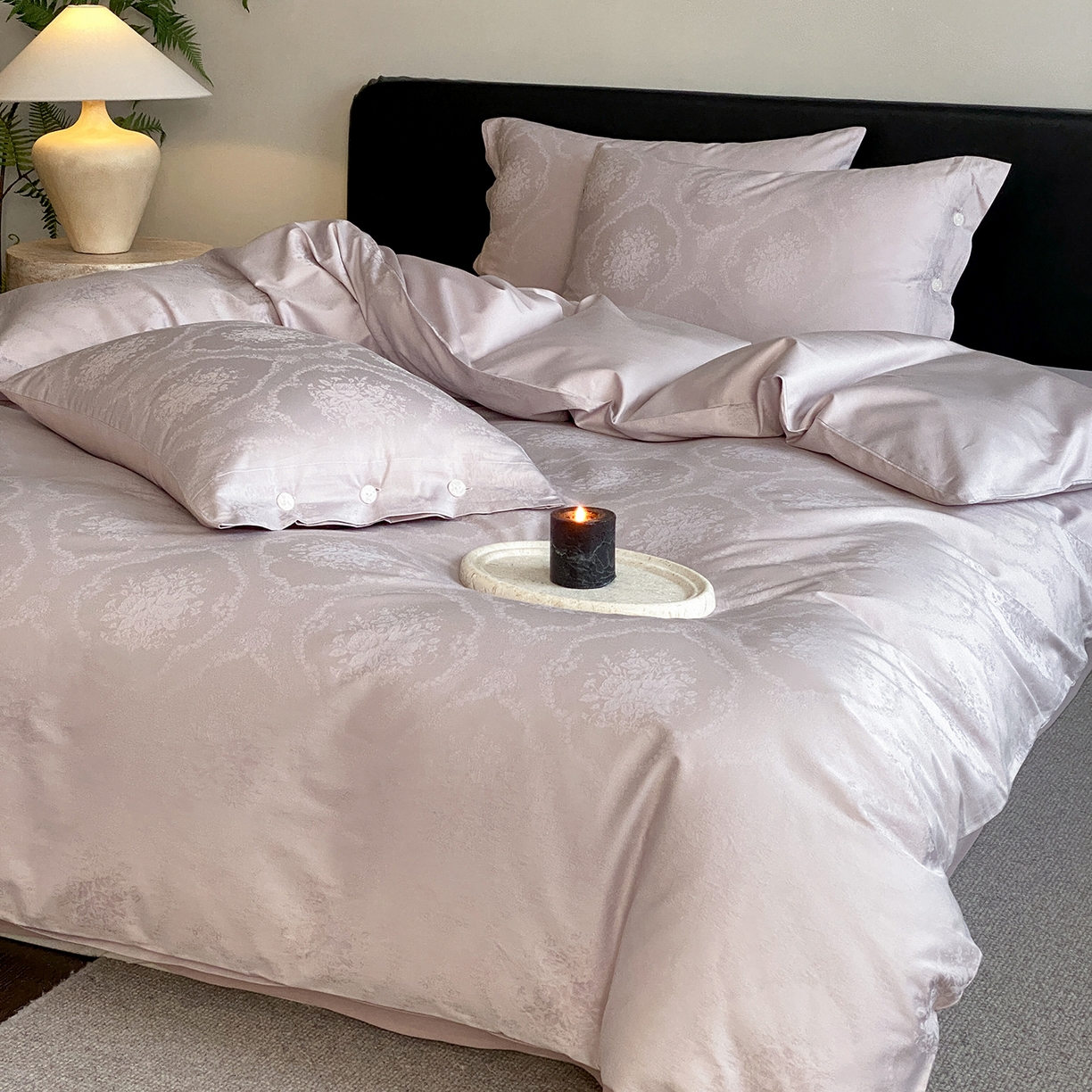 91家纺网 家纺一手货源 找家纺 （总）三味舒屋 2026新款长绒棉全棉提花四件套-恋春系列-场景二