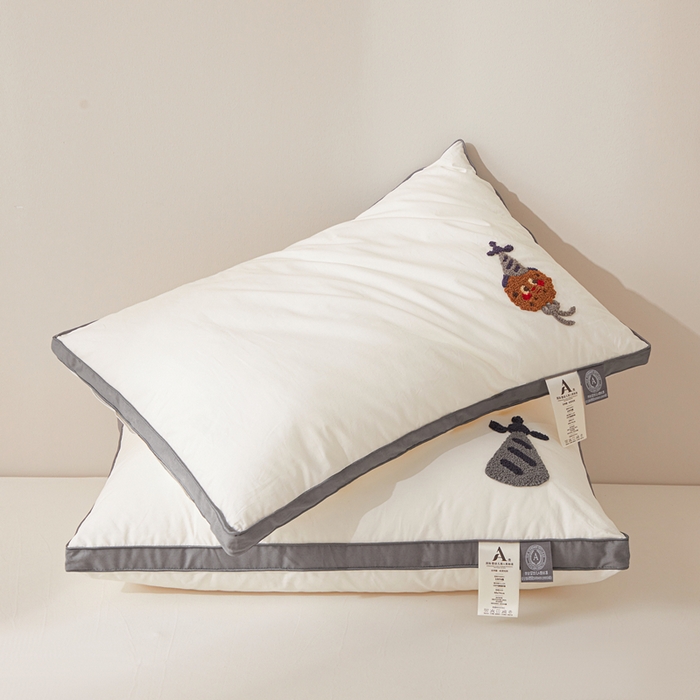 91家纺网 家纺一手货源 找家纺 （总）小桃姐家纺 2025新款毛巾绣纯棉全棉纯棉枕芯  卡通煤炭球 魔法帽 枕头枕芯