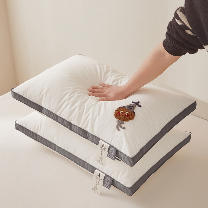 91家纺网 家纺一手货源 找家纺 （总）小桃姐家纺 2025新款毛巾绣纯棉全棉纯棉枕芯  卡通煤炭球 魔法帽 枕头枕芯