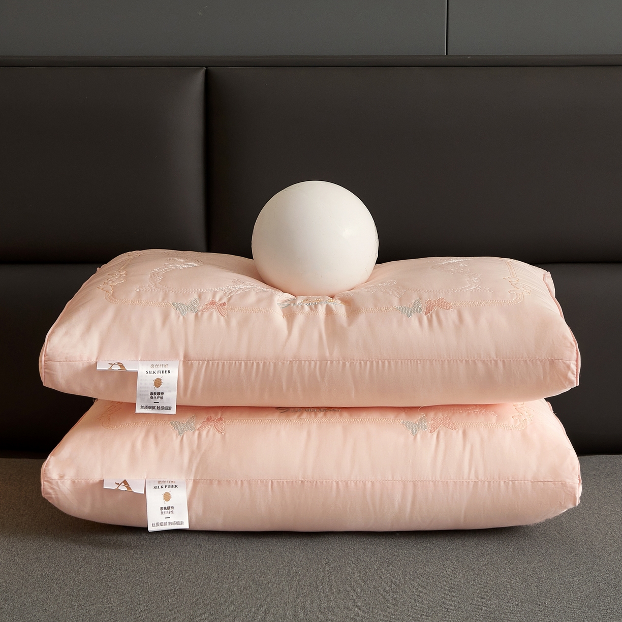 91家纺网 家纺一手货源 找家纺 小桃姐家纺 2025新款巴马蚕丝枕枕头枕芯 巴马蚕丝枕-粉色