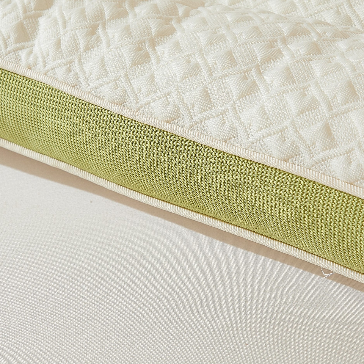 91家纺网 家纺一手货源 找家纺 （总）小桃姐家纺 2025新款卡通小恐龙亲子护颈椎低枕儿童枕头枕芯小学生宿舍