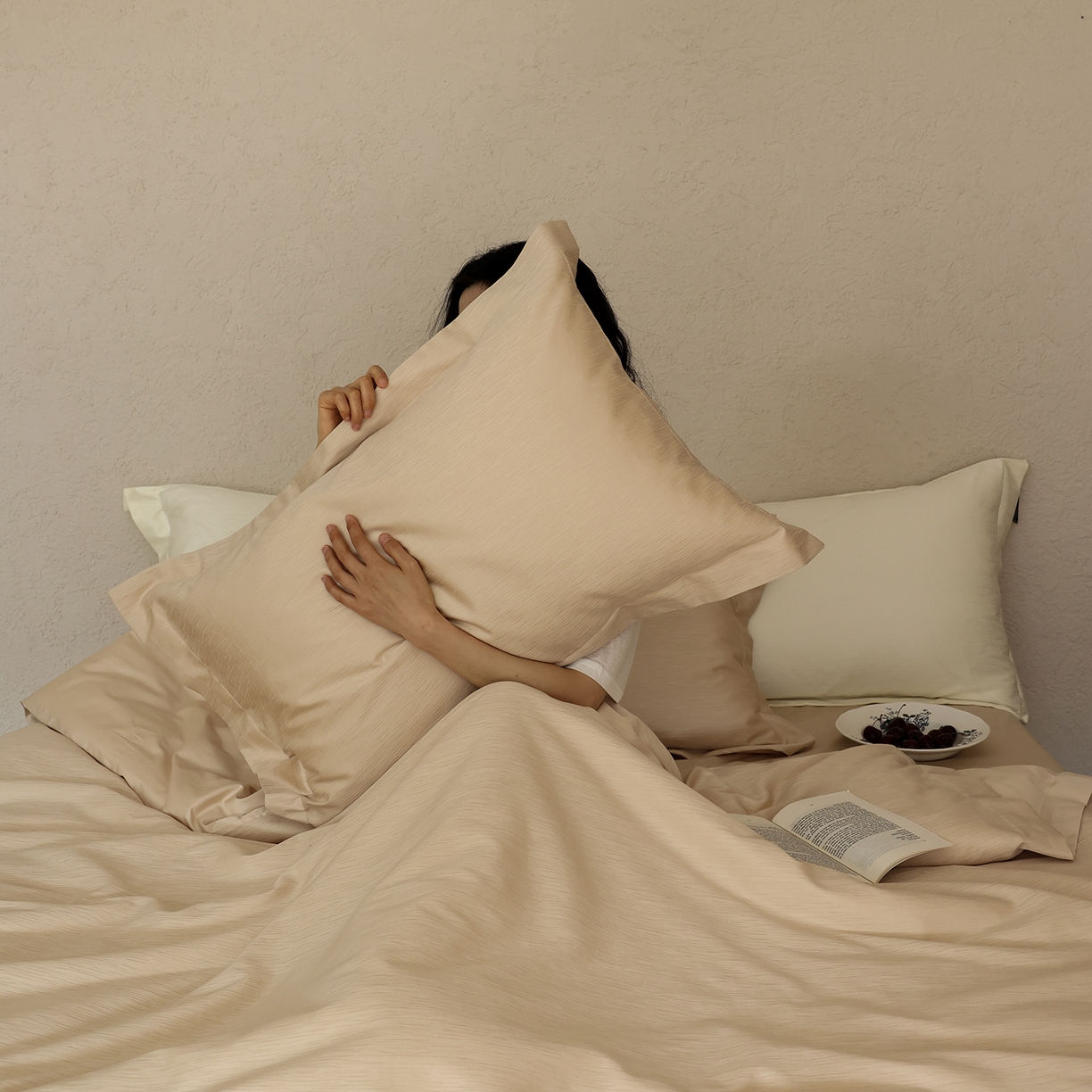 91家纺网 家纺一手货源 找家纺 三味舒屋 2026新款长绒棉全棉提花四件套-尼亚系列 尼亚星光金