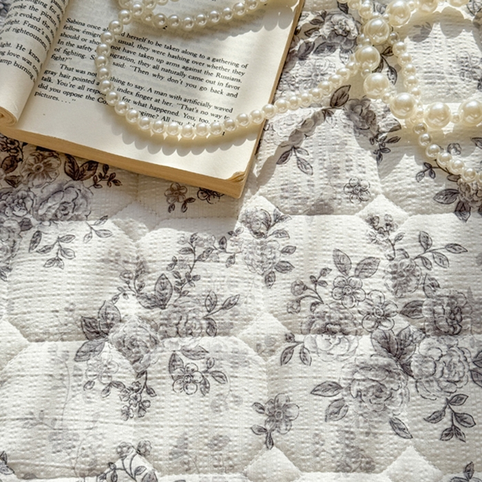 91家纺网 家纺一手货源 找家纺 禧缘家纺（原梦想家） 2026新款小清新皱皱纱木棉床裙式床笠印花三件套 雾迟