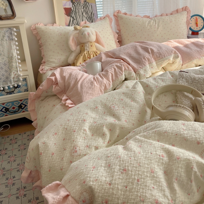 91家纺网 家纺一手货源 找家纺 迪梦姿家纺 2026新款高克重泡芙纱泡泡纱床盖款四件套系列 春日甜桃心米