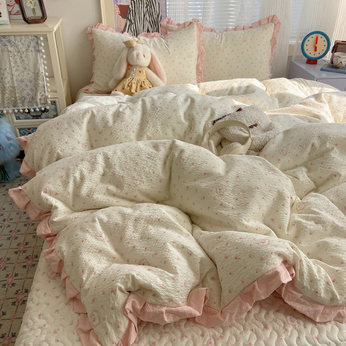 91家纺网 家纺一手货源 找家纺 迪梦姿家纺 2026新款高克重泡芙纱泡泡纱床盖款四件套系列 春日甜桃心米