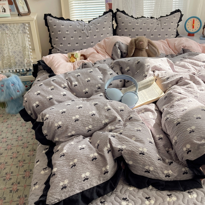 迪梦姿家纺 2026新款高克重泡芙纱泡泡纱床盖款四件套系列 灰樱桃