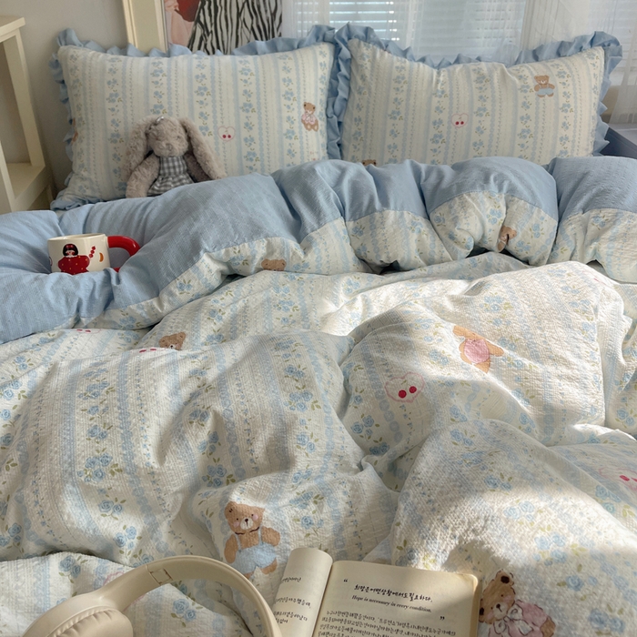 91家纺网 家纺一手货源 找家纺 迪梦姿家纺 2026新款高克重泡芙纱泡泡纱床盖款四件套系列 纯宅熊