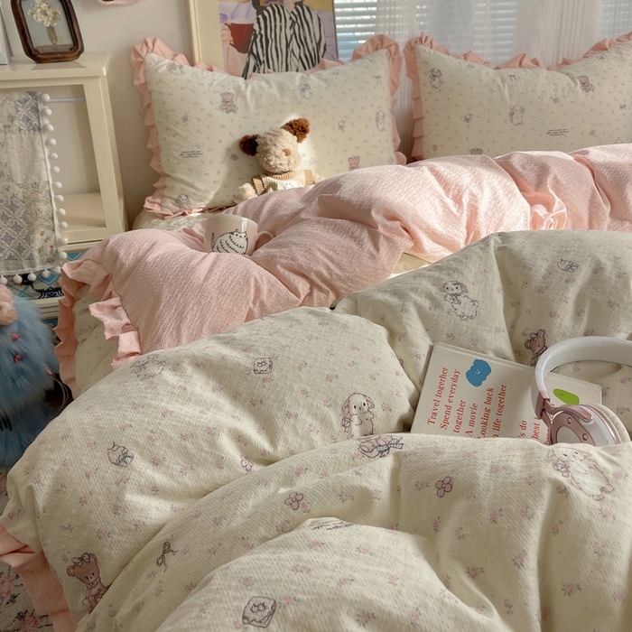 91家纺网 家纺一手货源 找家纺 迪梦姿家纺 2026新款高克重泡芙纱泡泡纱床盖款四件套系列 悦悦小兔