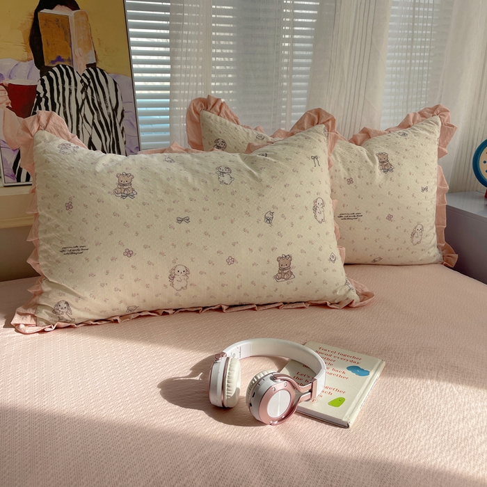 91家纺网 家纺一手货源 找家纺 迪梦姿家纺 2026新款高克重泡芙纱泡泡纱床盖款四件套系列 悦悦小兔