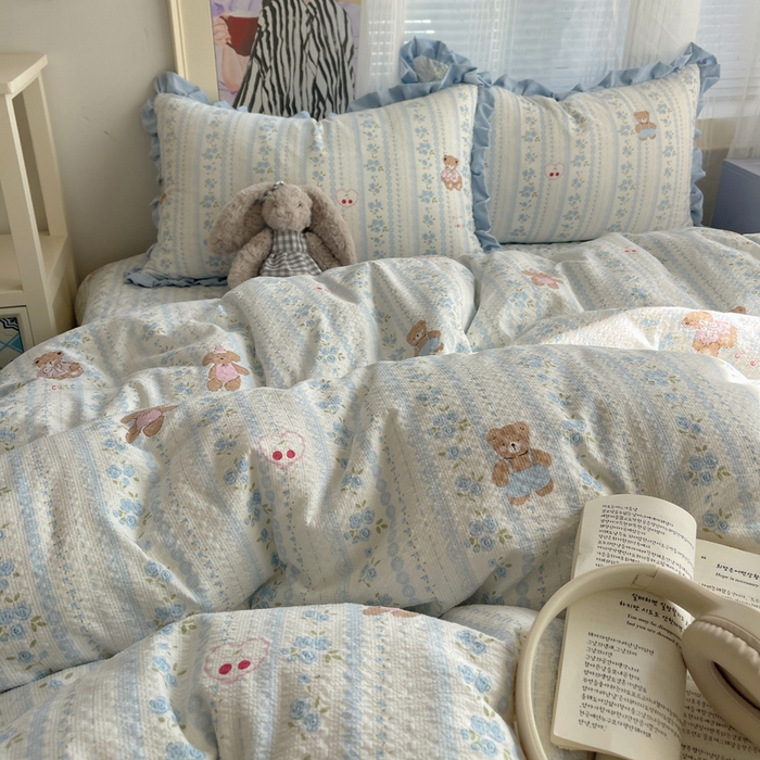 91家纺网 家纺一手货源 找家纺 迪梦姿家纺 2026新款高克重泡芙纱泡泡纱床盖款四件套系列 纯宅熊