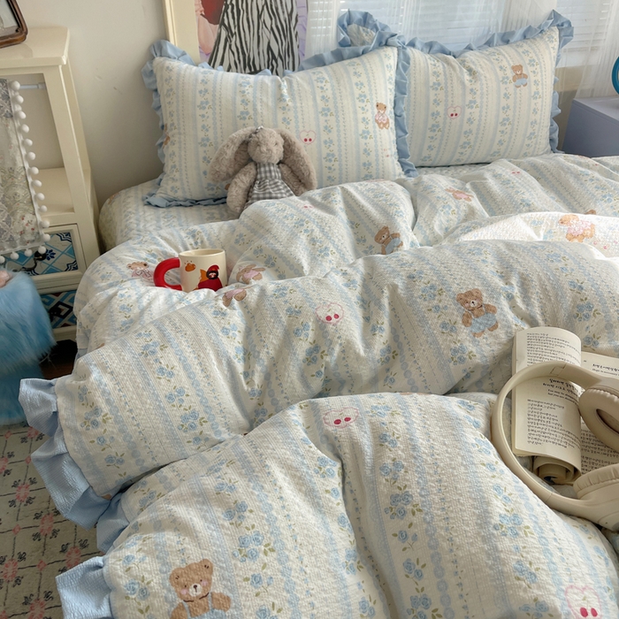 91家纺网 家纺一手货源 找家纺 迪梦姿家纺 2026新款高克重泡芙纱泡泡纱床盖款四件套系列 纯宅熊