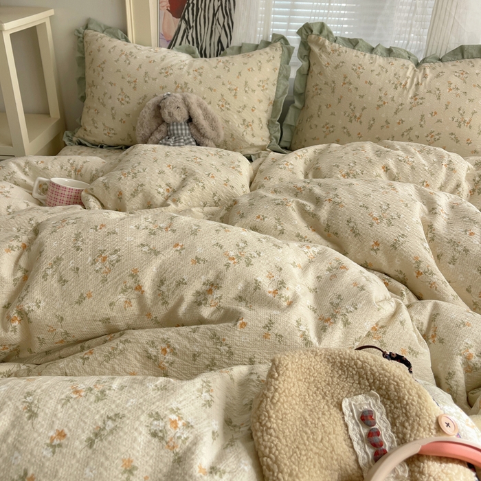 91家纺网 家纺一手货源 找家纺 迪梦姿家纺 2026新款高克重泡芙纱泡泡纱床盖款四件套系列 浅沙花影黄