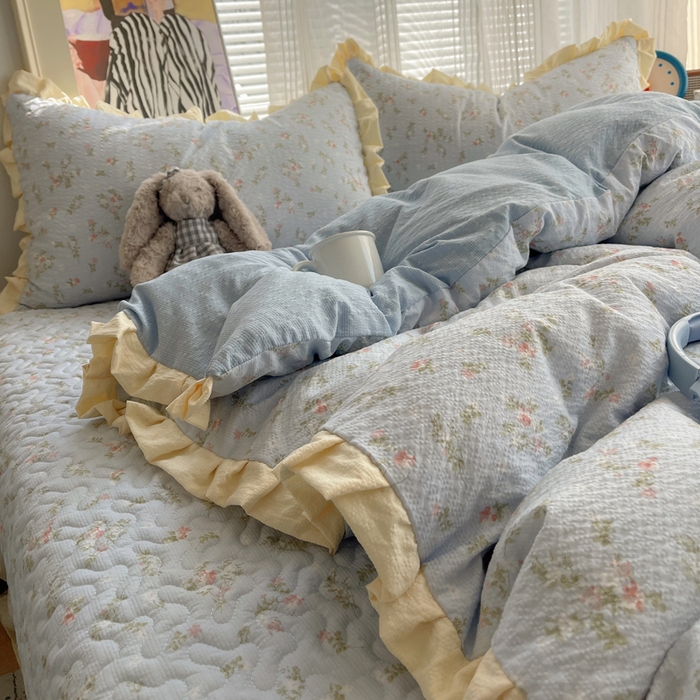 91家纺网 家纺一手货源 找家纺 迪梦姿家纺 2026新款高克重泡芙纱泡泡纱床盖款四件套系列 浅沙花影蓝