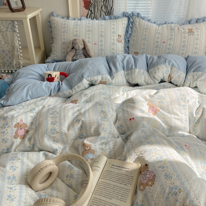 91家纺网 家纺一手货源 找家纺 迪梦姿家纺 2026新款高克重泡芙纱泡泡纱床盖款四件套系列 纯宅熊