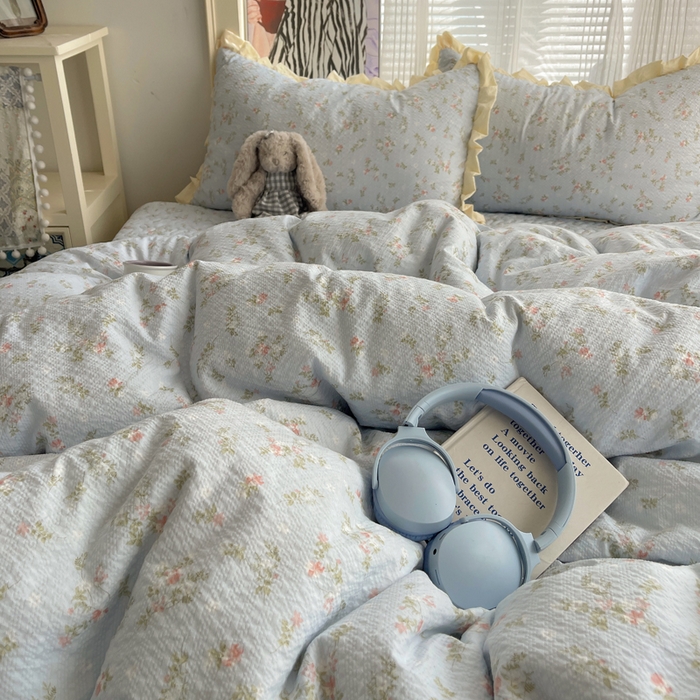 91家纺网 家纺一手货源 找家纺 迪梦姿家纺 2026新款高克重泡芙纱泡泡纱床盖款四件套系列 浅沙花影蓝