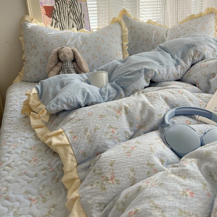 91家纺网 家纺一手货源 找家纺 迪梦姿家纺 2026新款高克重泡芙纱泡泡纱床盖款四件套系列 浅沙花影蓝