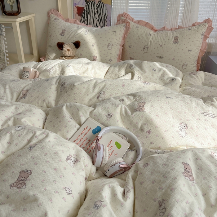 91家纺网 家纺一手货源 找家纺 迪梦姿家纺 2026新款高克重泡芙纱泡泡纱床盖款四件套系列 悦悦小兔