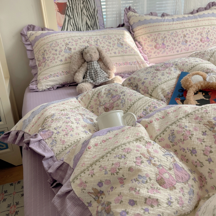 91家纺网 家纺一手货源 找家纺 迪梦姿家纺 2026新款高克重泡芙纱泡泡纱床盖款四件套系列 小兔裙边