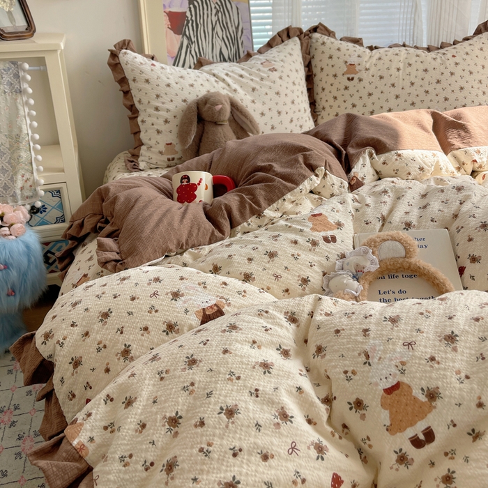 91家纺网 家纺一手货源 找家纺 迪梦姿家纺 2026新款高克重泡芙纱泡泡纱床盖款四件套系列 田园兔